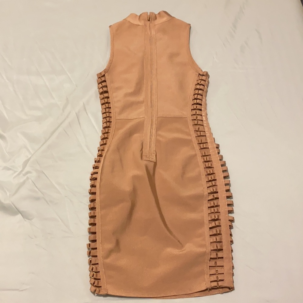 Dress - Picture 2 of 2